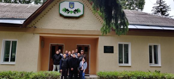 Зустріч студентів з керівником ДП «Харківська лісова науково- дослідна станція»