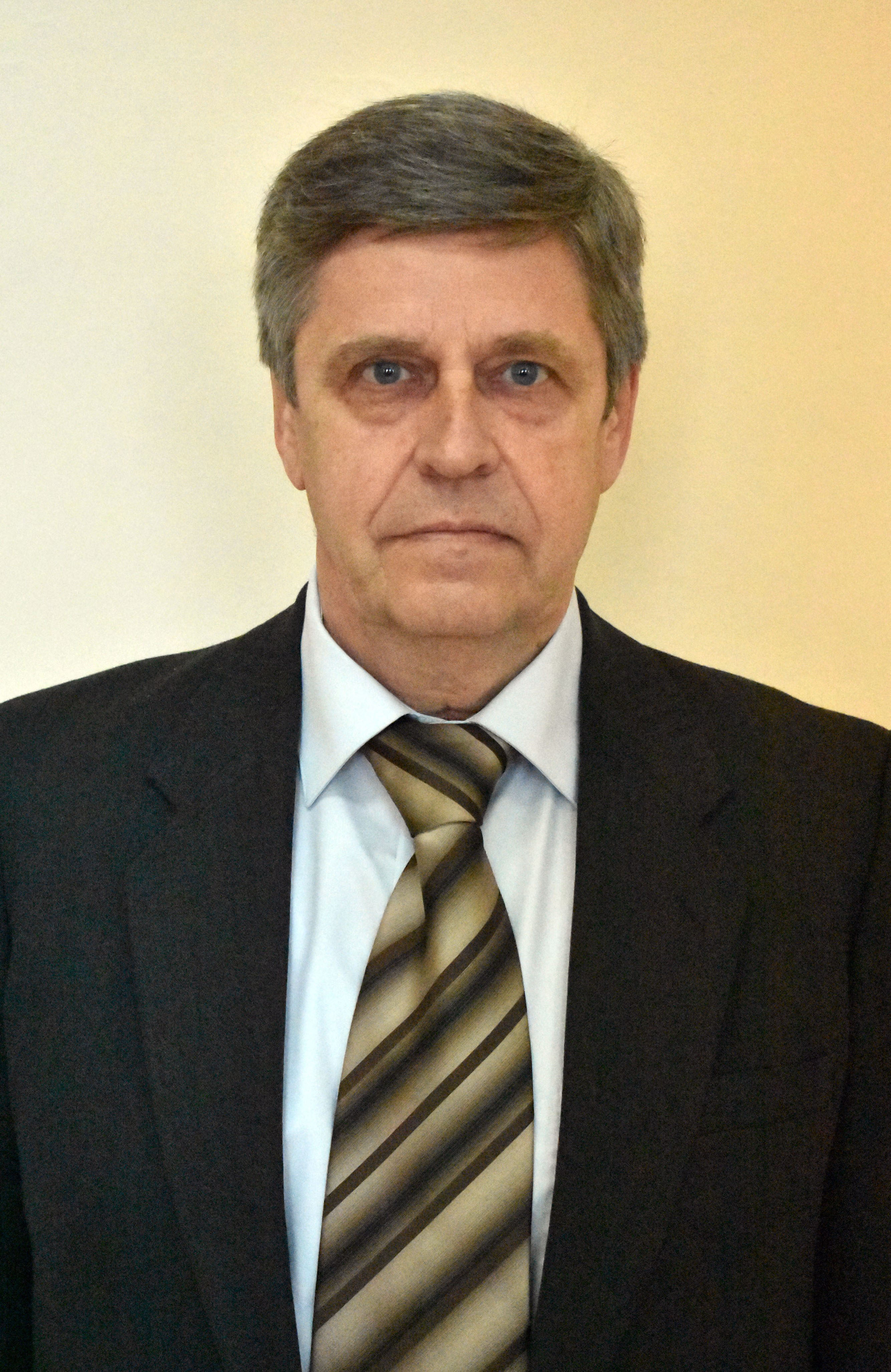 Кулаков Юрій Миколайович